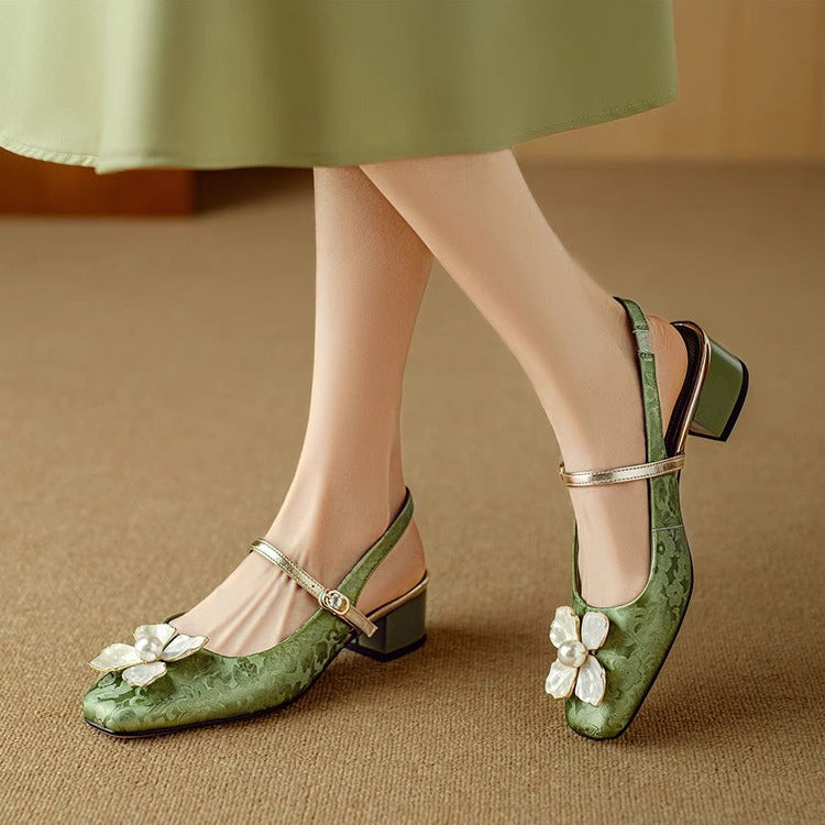 Belisama | Mary Jane Pumps with Block Heel and Floral Embellishment