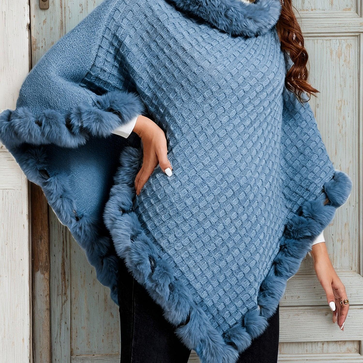 Willow | Women's Cozy Fur-Trim Poncho for Winter